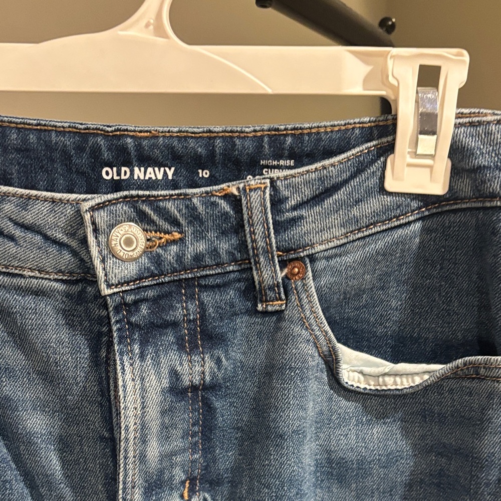 Old Navy High-Rise Curvy Straight Indigo Jeans - Picture 5 of 5